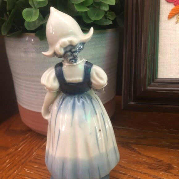 Dutch Girl Blue and White Vintage Made in Japan - Picture 2 of 5